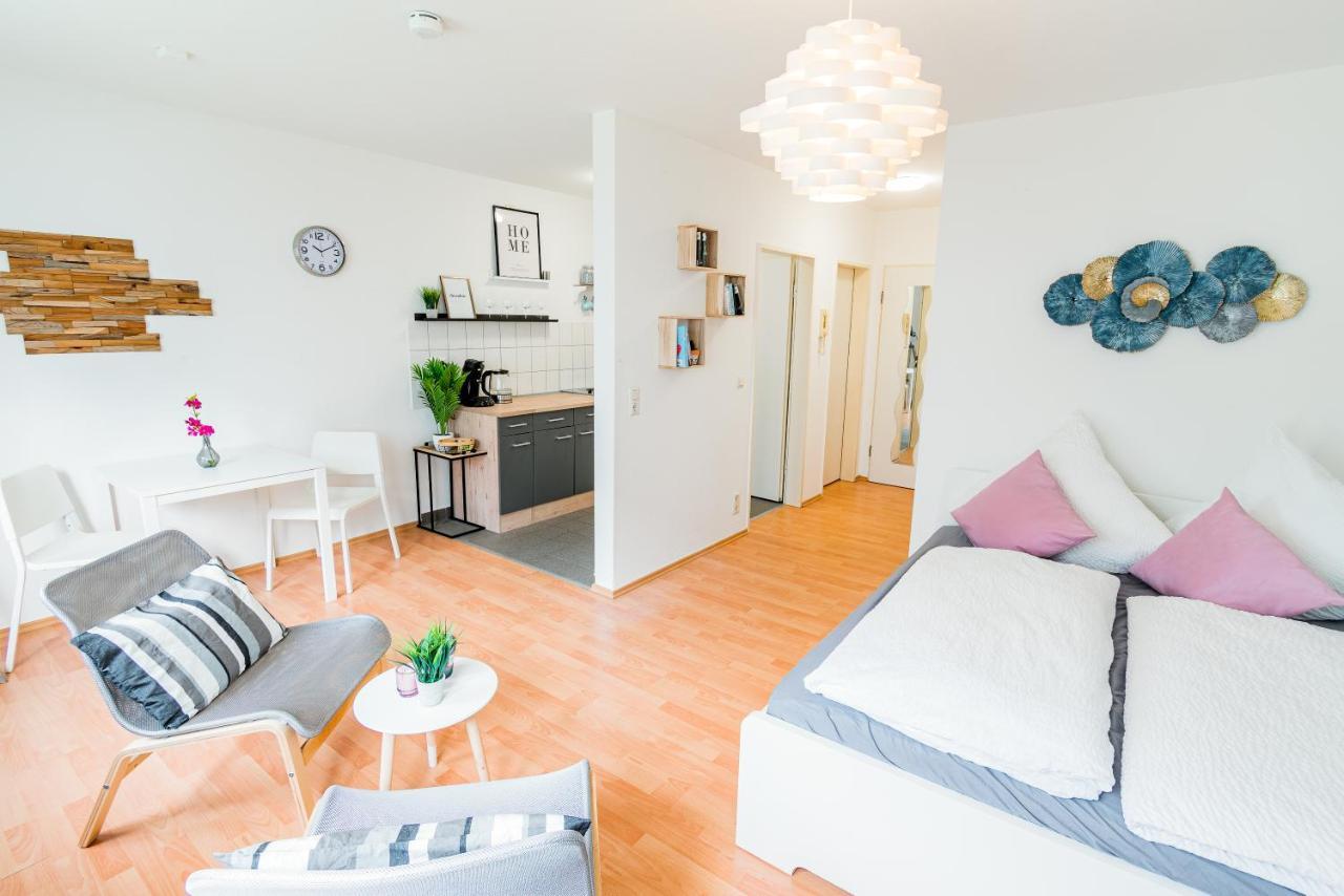Helles Apartment In Top-Lage Mit Parkplatz มัคเดอบวร์ก ภายนอก รูปภาพ